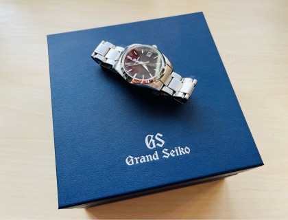 冠藍獅（Grand Seiko）SBGX261G 內盒