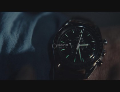 像這么明顯的給鏡頭特寫的手表，在電影里我印象不是很多！