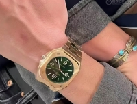 柏莱士绿盘金表BR05