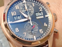 IWC喷火战机万年历计时：想练大块头，先来个大块头