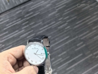 买了一支宝珀6651