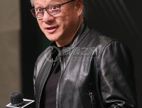 英伟达创始人黄仁勋戴千万豪表，曾扬言:不戴表！
