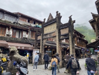 #把运动风戴在腕间# 戴上登山表去青城后山
