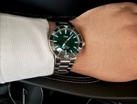 【作业+认证】小乎哉？不小也——Oris Aquis绿盘41.5通勤上手体验