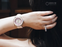 #一眼心动的腕表# 结婚买它还要什么钻戒，双强CP顶峰相见