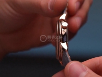 New Parmigiani 极简主义完美?