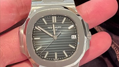 百達翡麗patek鸚鵡螺nautilus em>5711 /em>藍盤