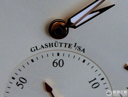 大家来说说这几个字母什么意思？ GLASHUTTE I/SA
