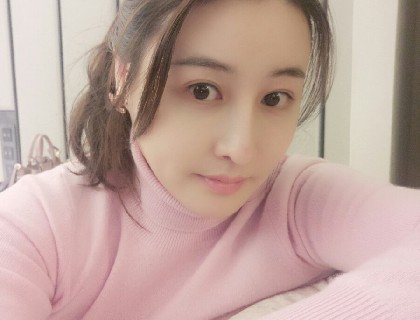 欧洲蜜月入手蓝气球
