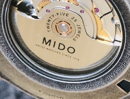 倒是不得不说。美度舵手的走时倒是非常精准。每天快三秒。样式也是很喜欢的。粗狂。放荡不羁。我就喜欢一个词。所以下一块必须沛纳海。