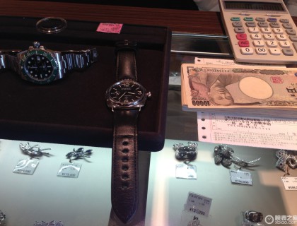 当年拿了一大叠日元去买表
