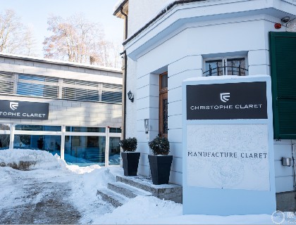 Christophe Claret大师买下Juegensen约根森家族故居，用玻璃连廊连接工厂