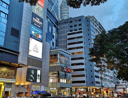 我是7月28号到的香港，大部分区域还是很安全的，大家可以放心去购物！