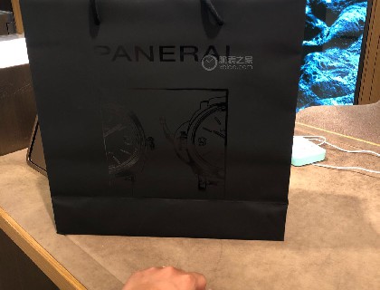 超级大的盒子