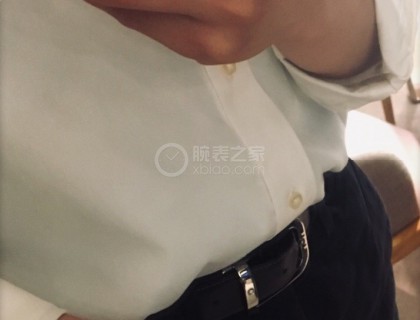 全身镜看上去也很好看，不过总觉得差一点意思，可能这个黑熊猫配色真放在我小手腕会显大了，还是合适手腕粗的表友们