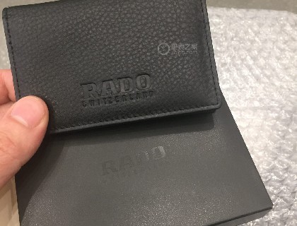 送的名片夹 质量烂的不话说