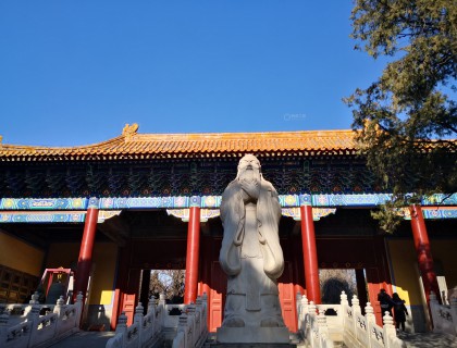 万世师表