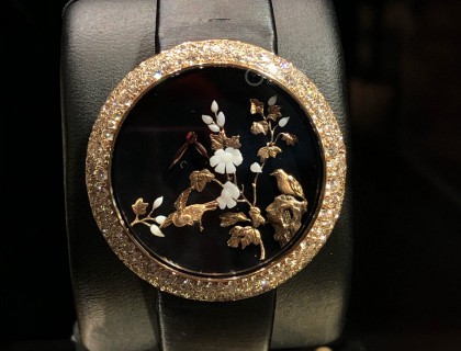 最具特色的中国屏风文化腕表。