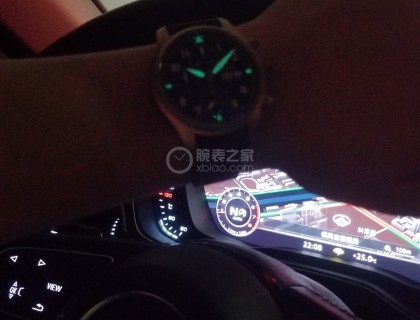 上车回家，夜光微弱