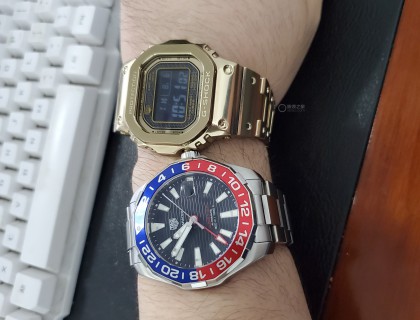 最近又买了小金块，配一脸，满足了我最近的欲望