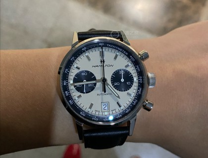 有人说它厚，我觉得还好，比沛纳海趁手