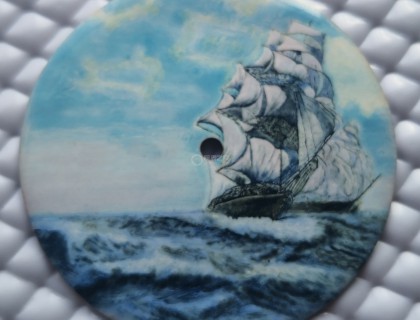 帆船作品，直径好像是37MM