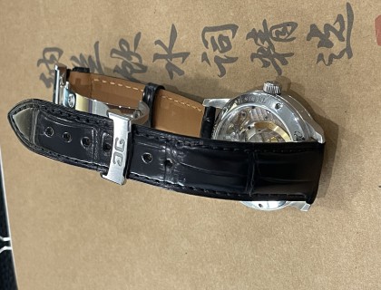 折叠扣上原装的