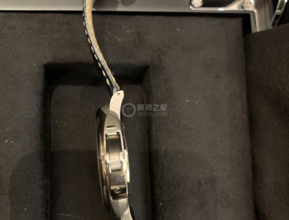 侧面来一张。