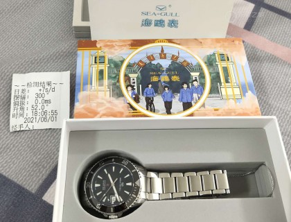 撕了膜之后的开箱