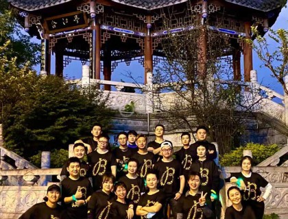成都百年灵 夜跑纪念