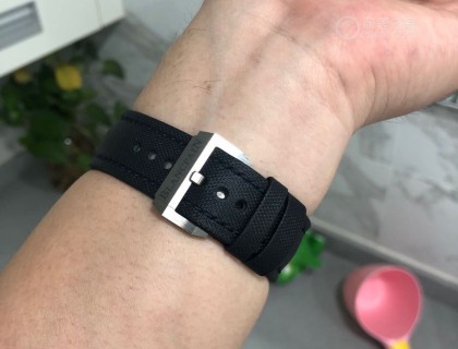 19腕围，倒数第三孔，完美