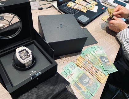 哈哈哈哈 当时汇率也很不错 喜欢现金的感觉