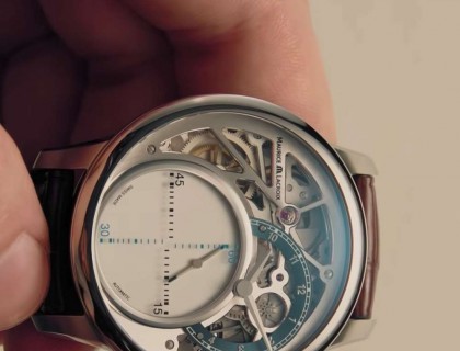 2013 年，Maurice Lacroix推出了神秘腕表，这个瑞士品牌是第一个在机械结构中使用方形轮子的品牌。Masterpiece Mysterious Seconds 以线性形式呈现时间。