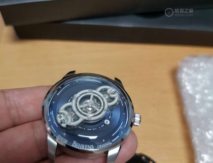金鱼缸或者叫穹顶表镜很漂亮