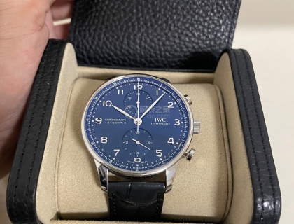 这个表盒还是挺好用的，也很精致