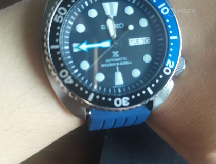 第一次入手精工PROSPEX  以后游泳就靠它了