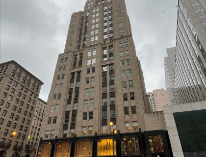 专柜位于Downtown核心地段 排面！