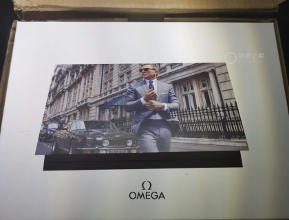 一张邦德宣传单勾起了很多男人的007梦，买不起他的车，表总能搞一块来玩玩吧，这也是够表的原因之一吧。