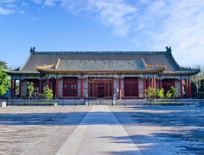 7月18日，江诗丹顿与故宫学校签署了新的长期合作伙伴关系。这项合作伙伴关系以共同的教育和知识传播价值观为基础，是江诗丹顿与中国自1845年以来结下的深厚友谊的例证