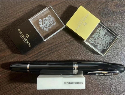 罗杰杜彼周边