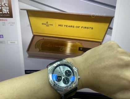 最想要的是这个书签 很有范儿 140years of firsts 合影