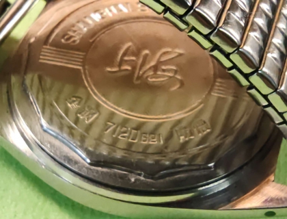 后盖