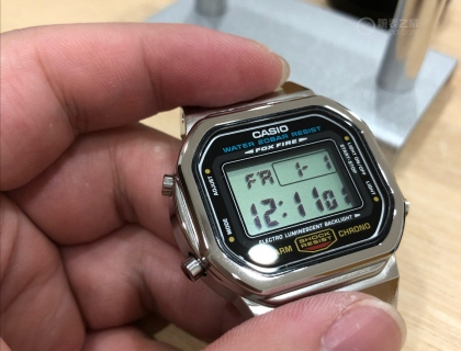 dw5000ss全新拆下来的内胆，自己压的原装foxfire镜面，没有打胶，自带的放雾胶和防水圈状态都是非常好的