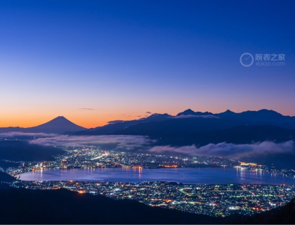 夜間諏訪湖