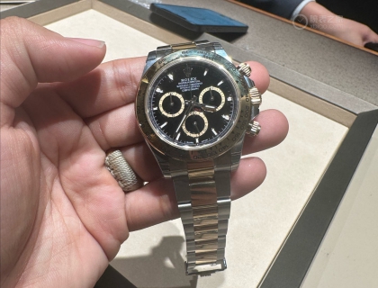 条刻实物比照片好看，确实拍不出来，有点可惜。