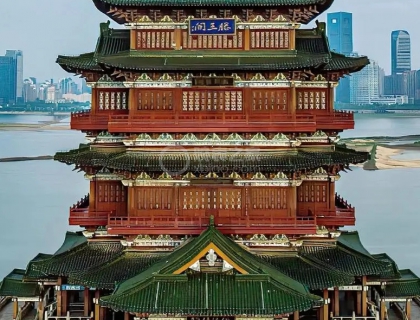 采用榫卯结构的建筑滕王阁