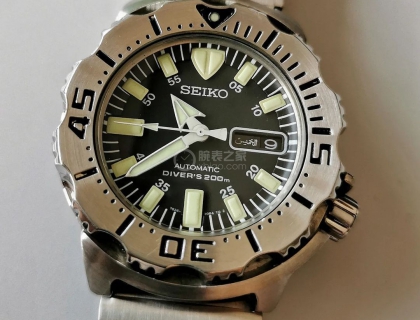 经典黑色怪物 一 SKX779
