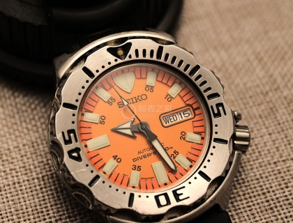 经典橙色怪物 一 SKX781