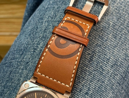 原色的皮带皮质很好，有vintage tool watch 的味道