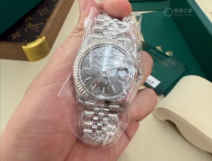 原盒原膜，关键盒子还是新盒